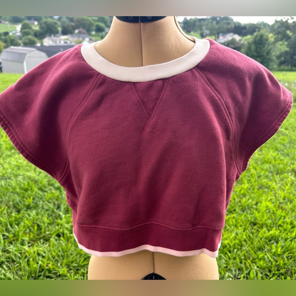 The Upside women’s size Medium crop top. Red/ burgundy. Soft cotton.